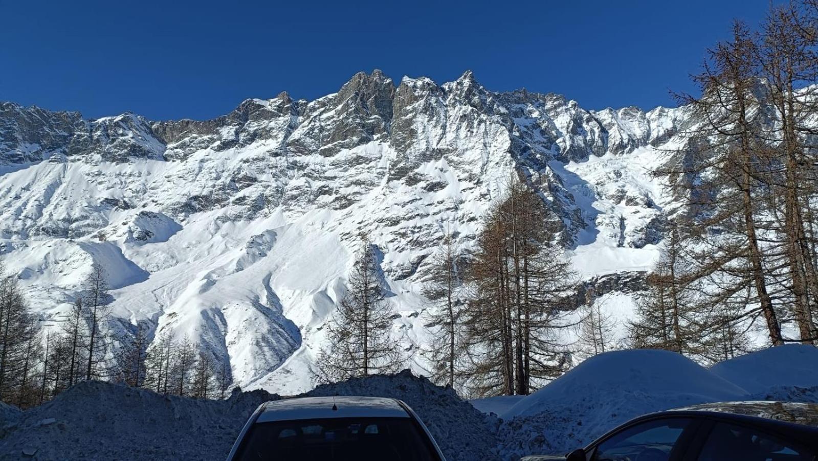 Panorama Chalet A La Grand'Ourse Di Cervinia Cir Vda Valtournenche 0198 بيريوِل تْشيرفينيا المظهر الخارجي الصورة